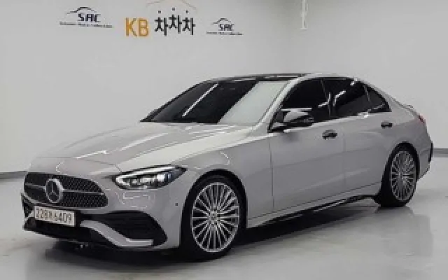 수원중고차사이트순위 C클래스 W206 C300 4MATIC AMG 라인 매물 사진 5 - 2023/05 65,949km
